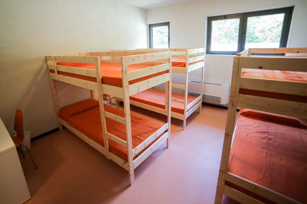 Oasi Hostel Merone Quarto foto